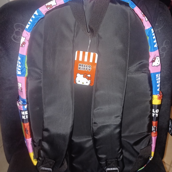 Hello Kitty Colorful Backpack - Picture 4 of 5